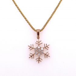 SNOWFLAKE DIAMOND PENDANT