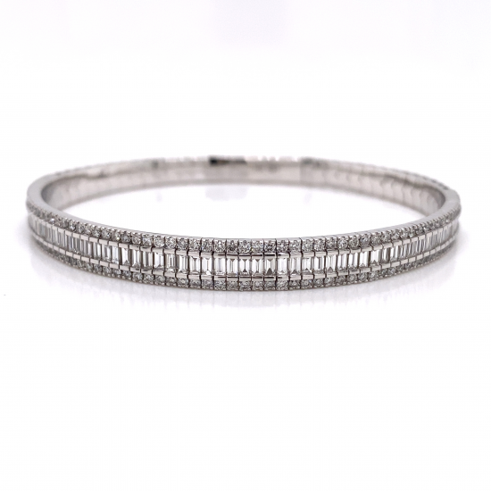 ROUND & BAGUETTE DIAMOND BANGLE