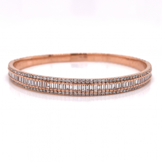 ROUND & BAGUETTE DIAMOND BANGLE