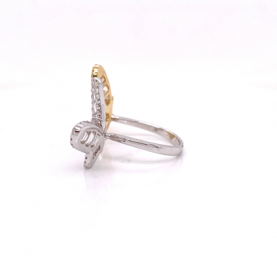 BUTTERFLY DIAMOND RING