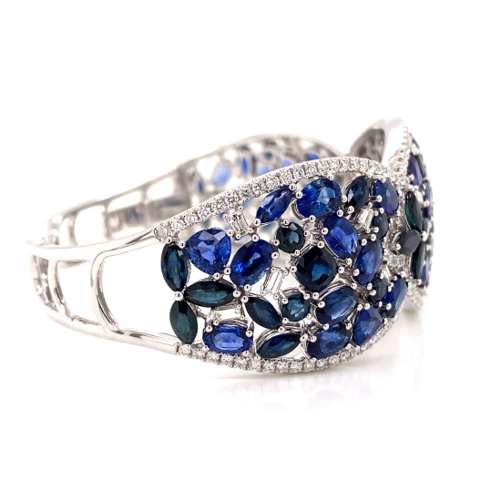 MIXED-CUT SAPPHIRE & DIAMOND BANGLE