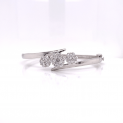 THREE CLUSTER DIAMOND BANGLE THREE CLUSTER DIAMOND BANGLE