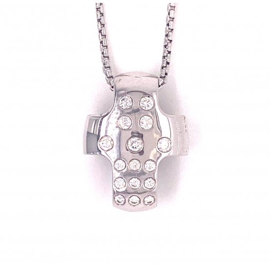 CROSS DIAMOND PENDANT